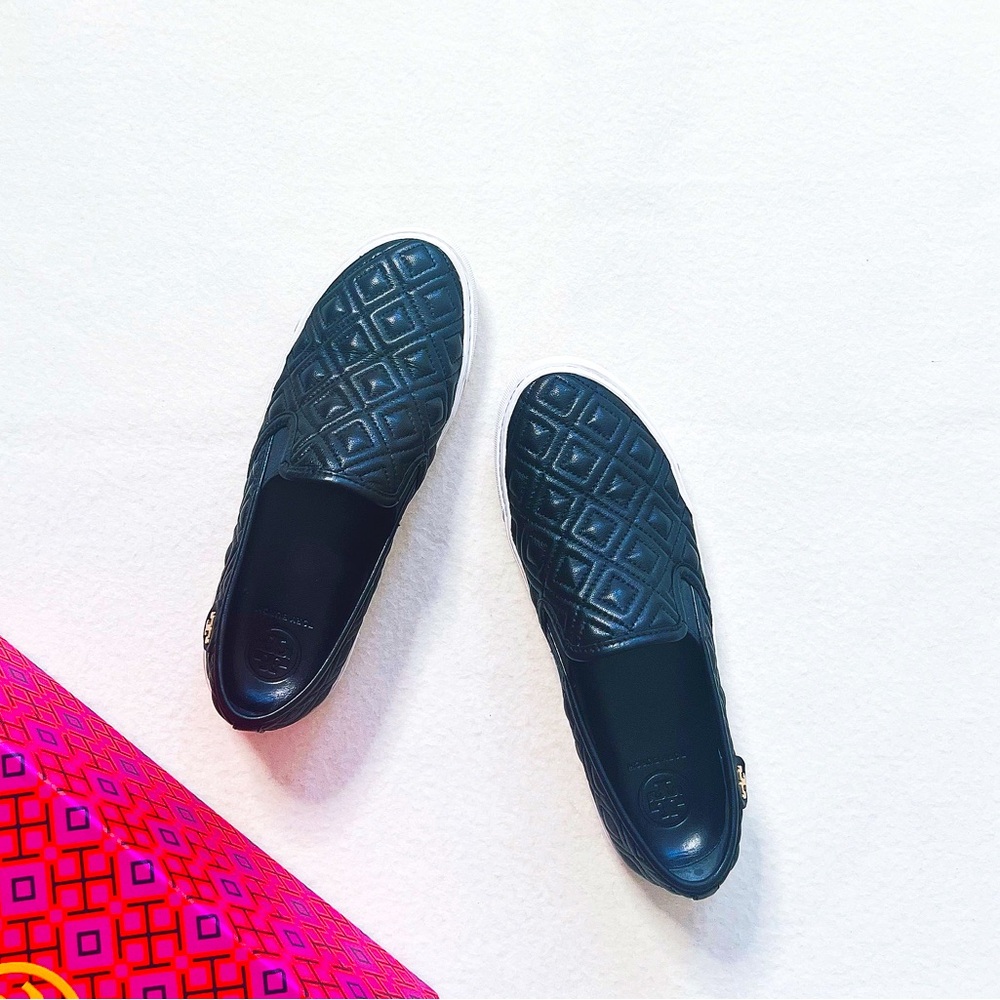 Tory Burch Jesse Quilted Slip On Sneakers Perfect Black Leather Loafers 6.5